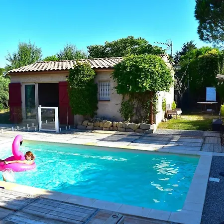 Villa Climatisée Avec Un Indépendant Et Piscine Sécurisée *